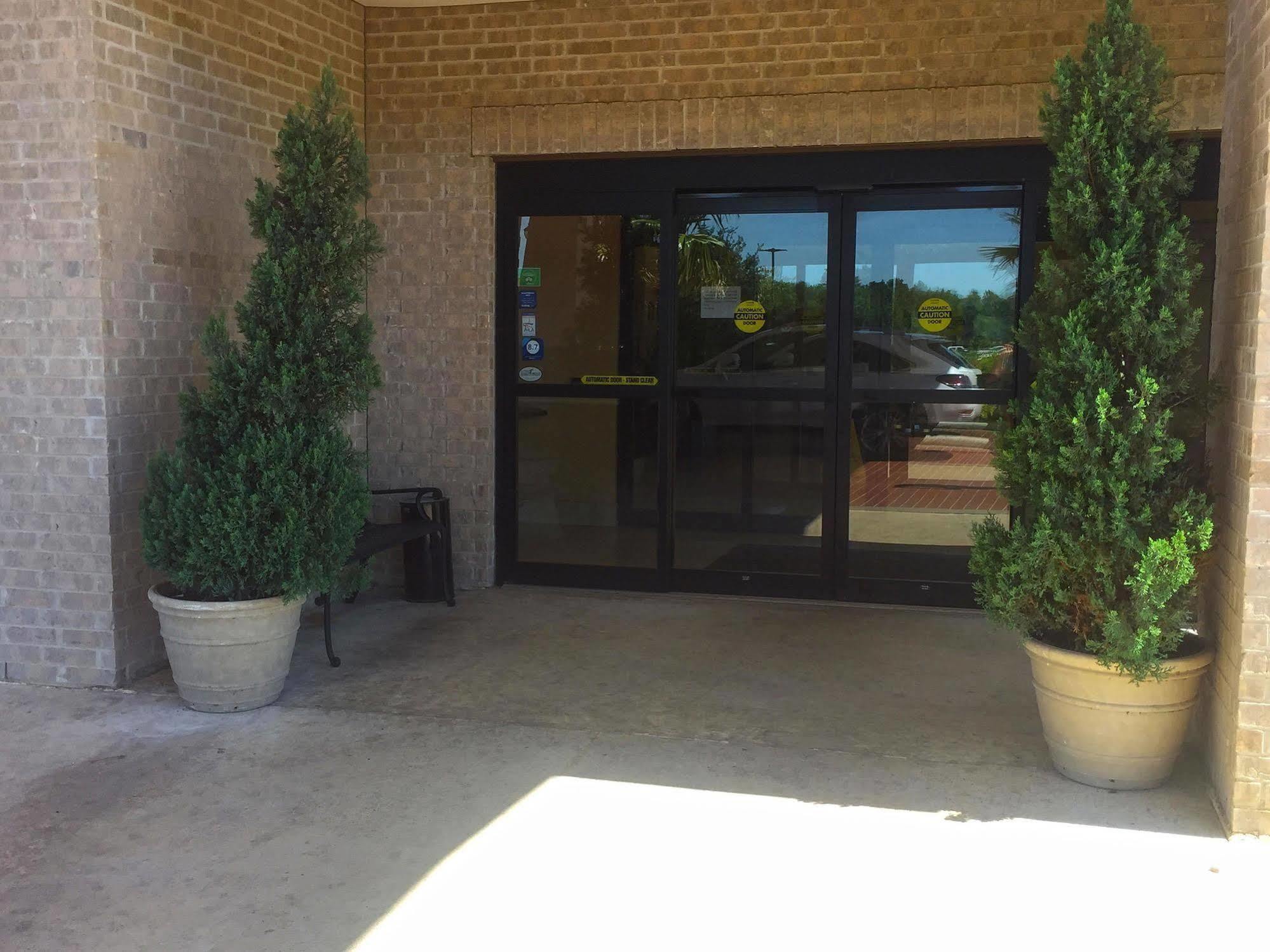 Americas Best Value Inn & Suites-Livingston Bagian luar foto