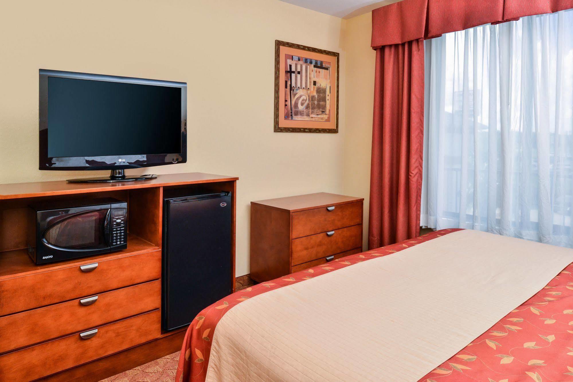Americas Best Value Inn & Suites-Livingston Bagian luar foto
